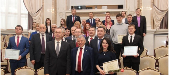 Ученые Новосибирской области получили заслуженные награды